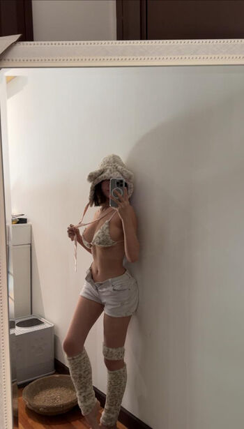 Full leaked Viviannn private onlyfans photo
