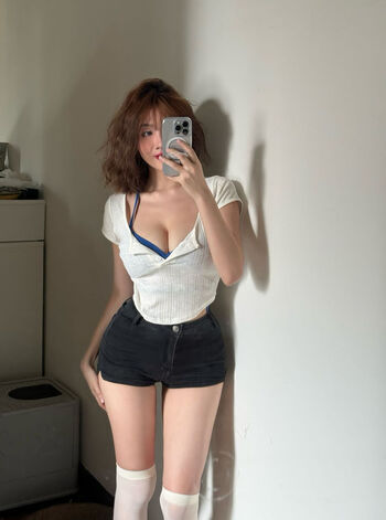 Full leaked Viviannn private onlyfans photo
