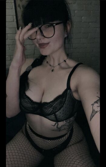Full leaked Vivickivvv page private onlyfans photo