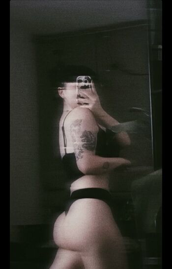 Full leaked Vivickivvv page private onlyfans photo