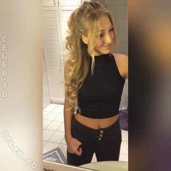 Full leaked Viviengo private onlyfans photo