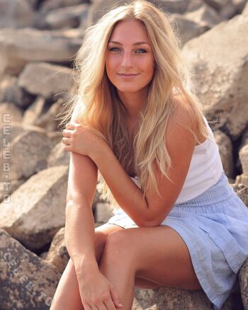 Full leaked Viviengo private onlyfans photo