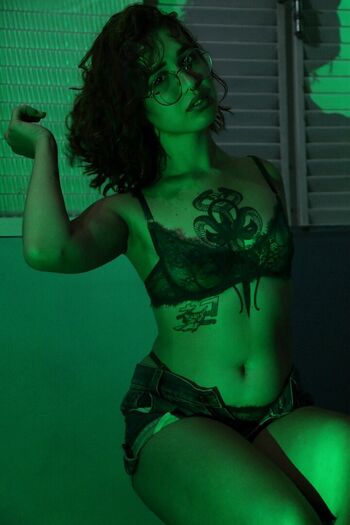 Full leaked Von poison private onlyfans photo