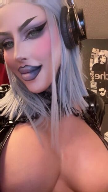 Full leaked Vonjaxx private onlyfans photo