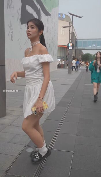 Voyeur Asian Pissing Toilet &Amp; Upskirts Only