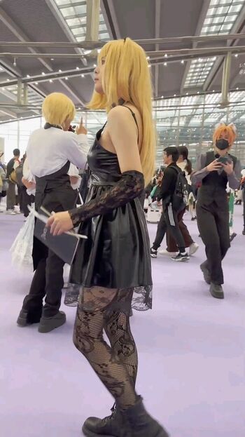 Voyeur Asian Pissing Toilet &Amp; Upskirts Only