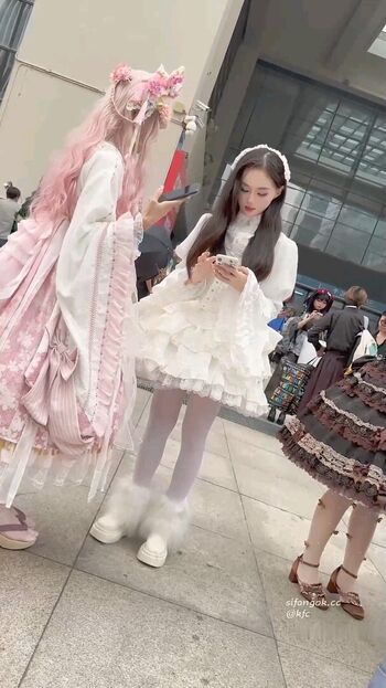 Voyeur Asian Pissing Toilet &Amp; Upskirts Only