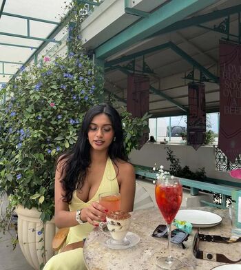 Full leaked Vrinda mandal private onlyfans photo