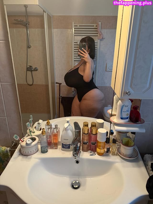 Mxmmytina / Vvalentinabonetalli Foto OnlyFans Nuda #185