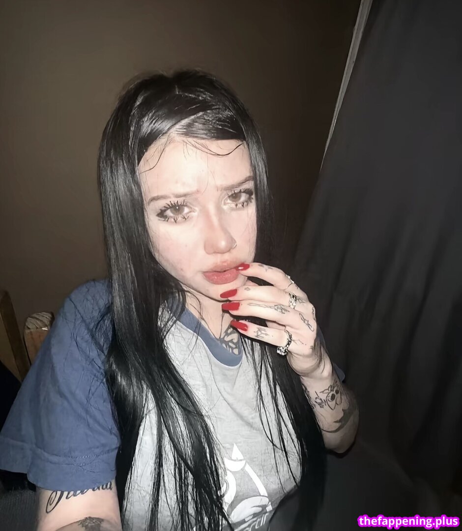 Vverence / away / https: / verennce Nahá OnlyFans fotografie #11