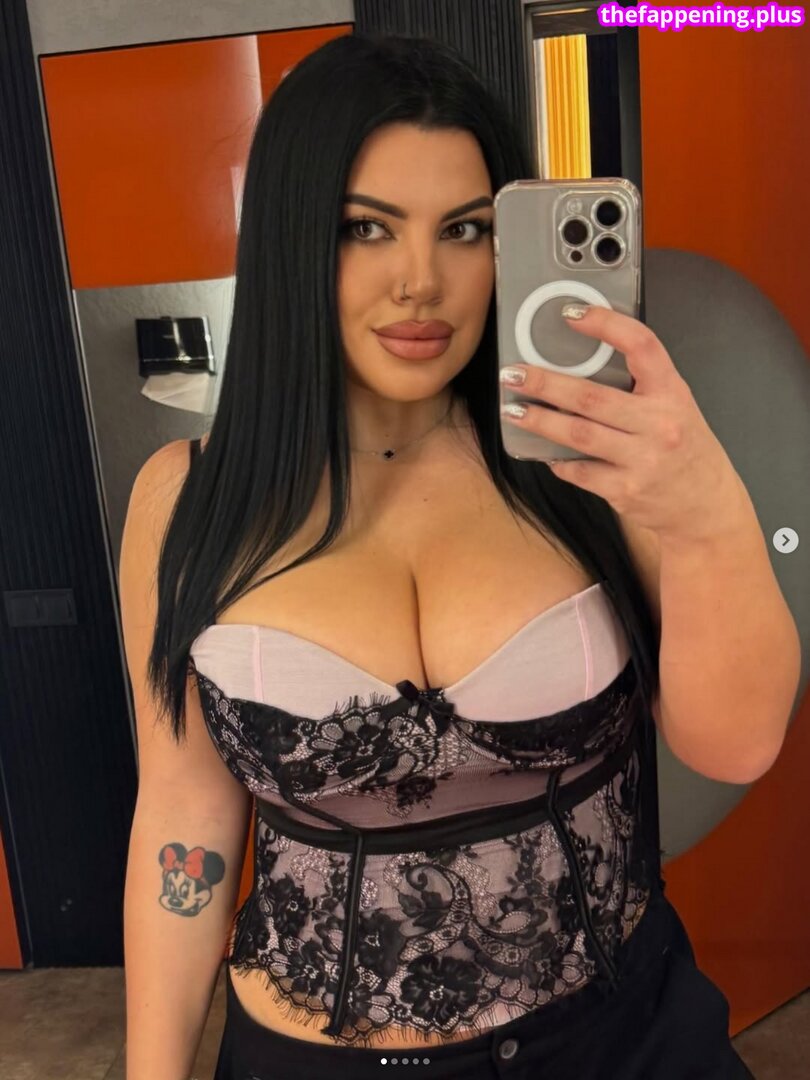 vvv.k_s / vvv.k_s7 नग्न OnlyFans फोटो #1