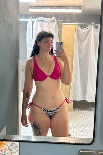 Full leaked Vydia moth private onlyfans photo