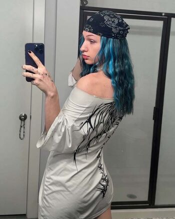 Full leaked Vylyria private onlyfans photo