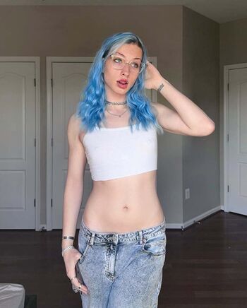 Full leaked Vylyria private onlyfans photo