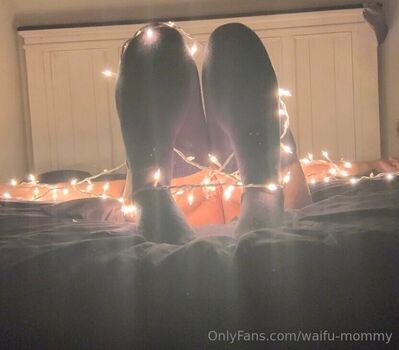 Full leaked Waifu mommy page private onlyfans photo