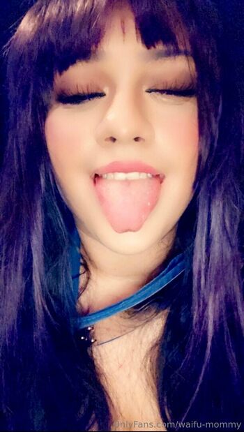 Full leaked Waifu mommy page private onlyfans photo