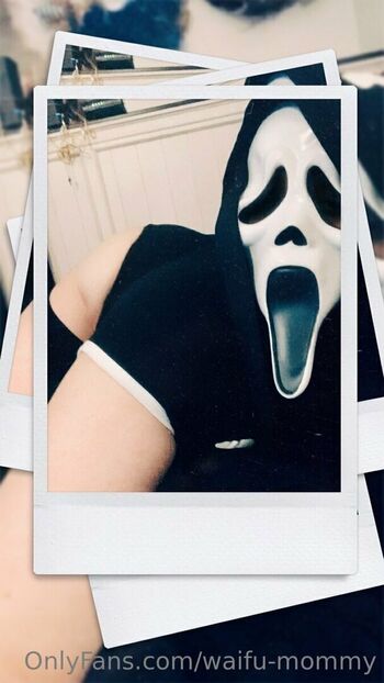 Full leaked Waifu mommy private onlyfans photo