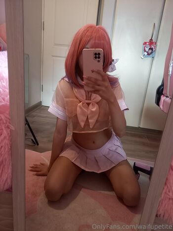 Full leaked Waifupetite private onlyfans photo