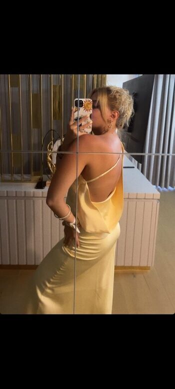 Full leaked Wanda nara page private onlyfans photo