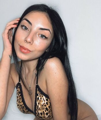 Full leaked Wandy flores private onlyfans photo
