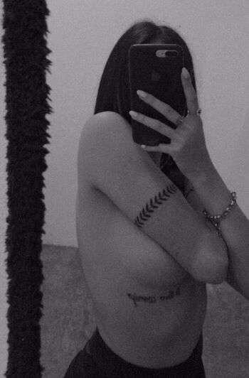 Full leaked Wandy flores private onlyfans photo