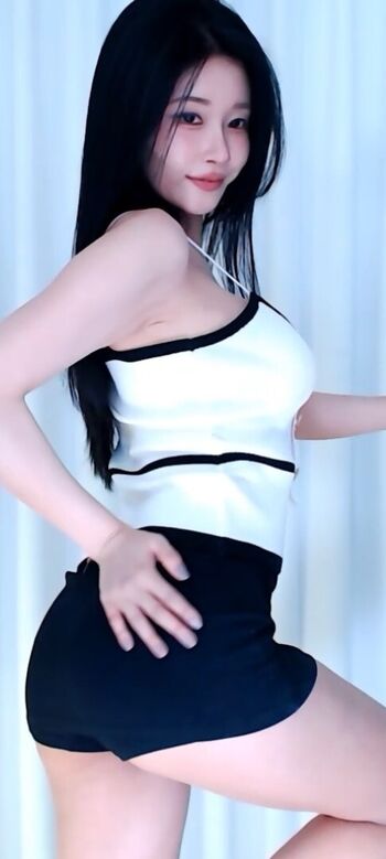 Full leaked Wannabe page private onlyfans photo