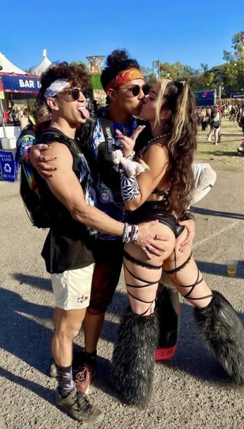 Full leaked Wavy brin private onlyfans photo