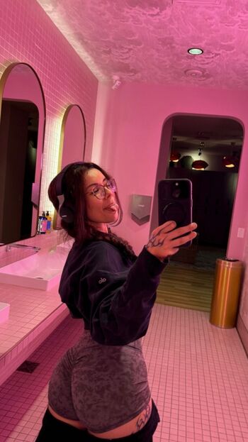 Full leaked Wavy brin private onlyfans photo