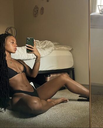 Full leaked Wavyteya private onlyfans photo