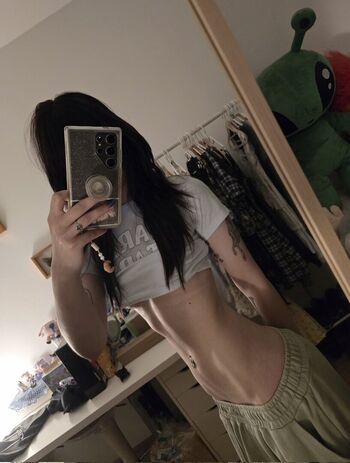 Full leaked Weeniestwee private onlyfans photo