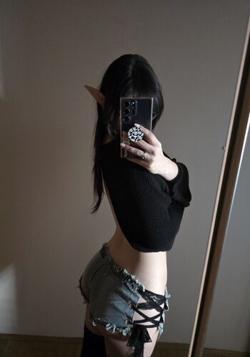 Full leaked Weeniestwee page private onlyfans photo