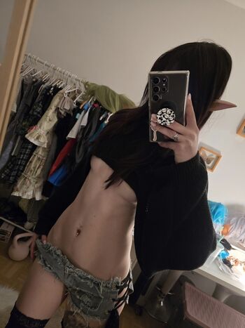Full leaked Weeniestwee page private onlyfans photo
