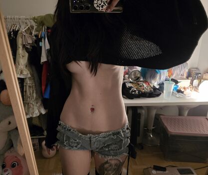 Full leaked Weeniestwee page private onlyfans photo