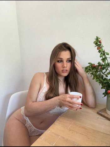 Full leaked Weenzly private onlyfans photo