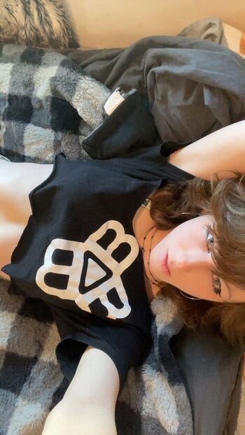 Full leaked Weirdrandomguy private onlyfans photo