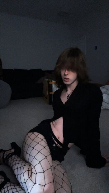 Full leaked Weirdrandomguy private onlyfans photo