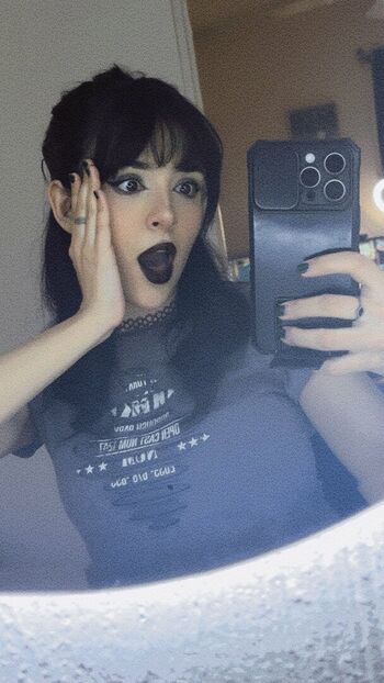 Full leaked Wekasuwi private onlyfans photo