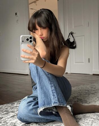 Full leaked Wellbeingwithabigail private onlyfans photo