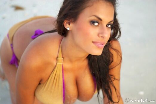 Wendy Fiore