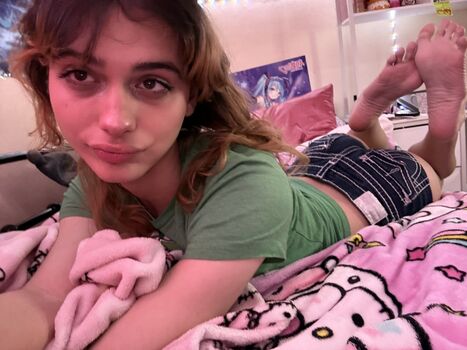 Full leaked Whinybrat private onlyfans photo