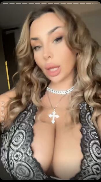 Full leaked Whitechoccolat page private onlyfans photo