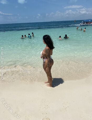 Full leaked Whitechoccolat private onlyfans photo