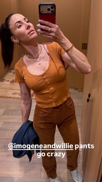 Full leaked Whitney cummings private onlyfans photo