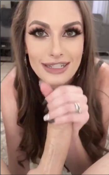 Full leaked Ig yoleen / private onlyfans photo