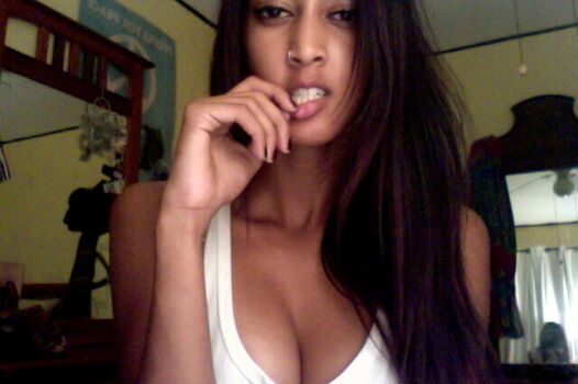 Full leaked Zizobl/ private onlyfans photo