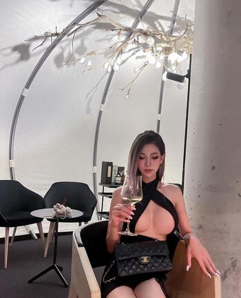 Full leaked Sasha rose/ private onlyfans photo