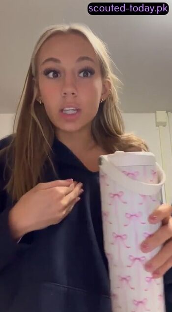 Full leaked Lilchaoticneutral/ private onlyfans photo
