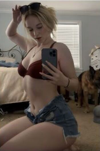 Full leaked Aizawa miyu/ private onlyfans photo