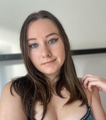 Full leaked Gothdollly/ private onlyfans photo