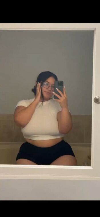 Full leaked Onegirlnextdoor/ private onlyfans photo